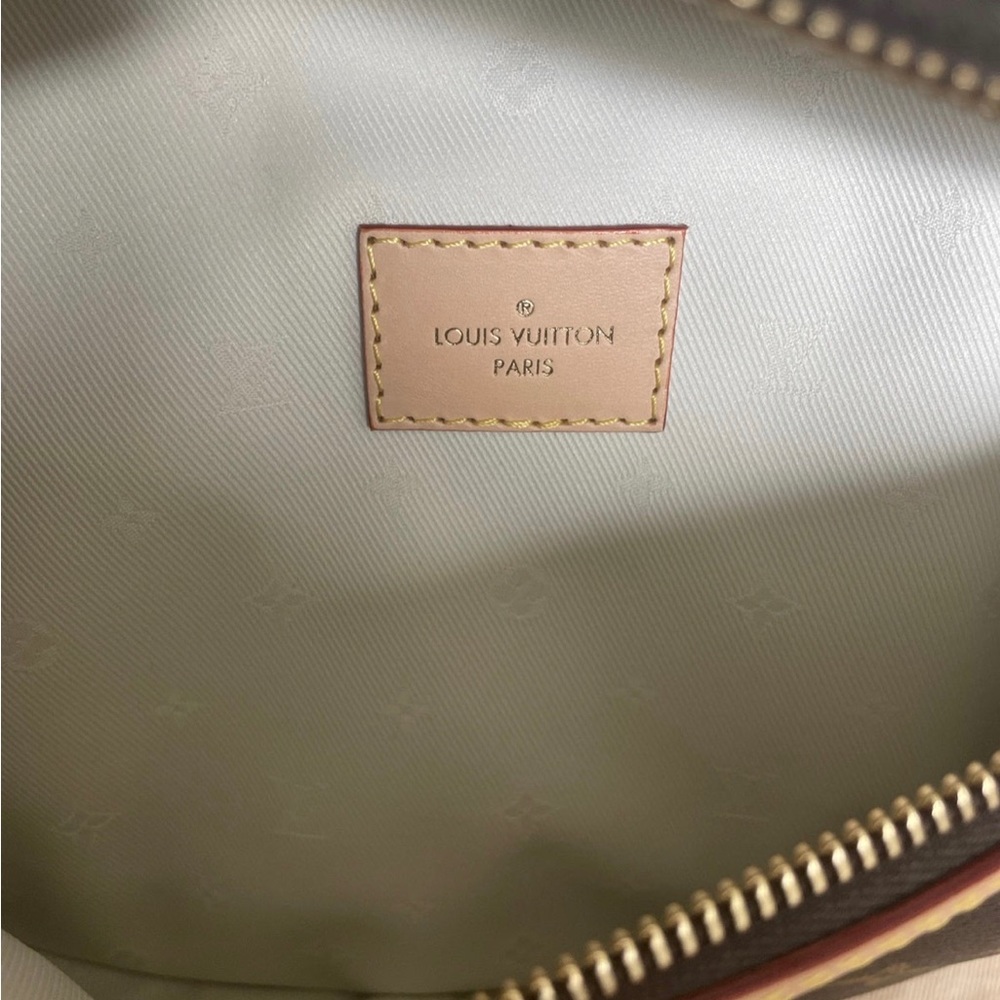 Louis Vuitton High Rise BumBag - Picture 7 of 8
